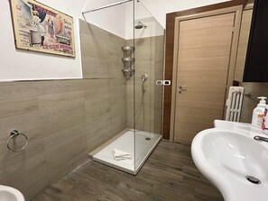 Appartement (3 Bedrooms) | Salle de bain