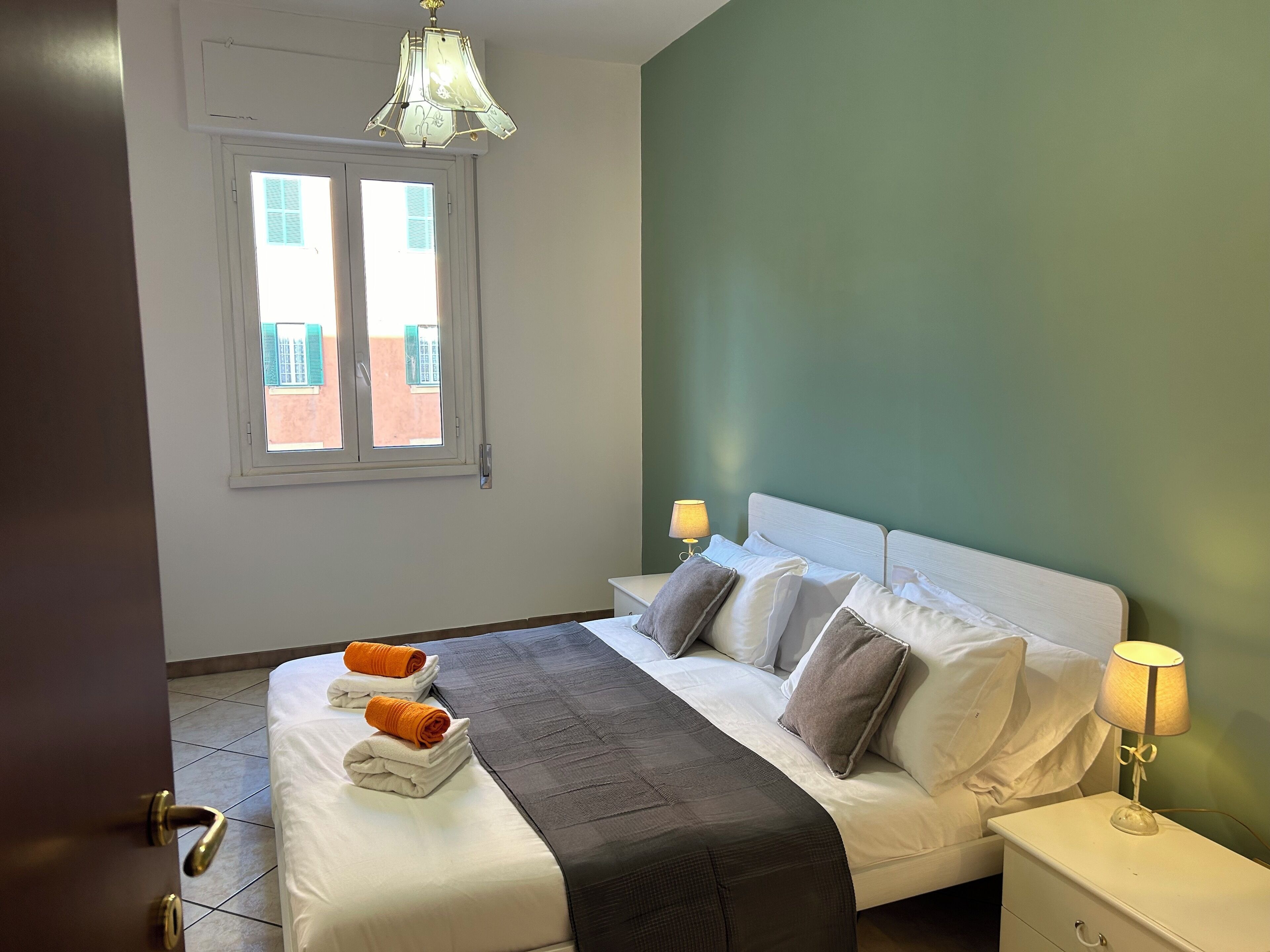 อพาร์ทเมนท์ (2 Bedrooms) | 2 ห้องนอน, เตารีด/โต๊ะรีดผ้า, ผ้าปูที่นอน