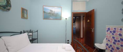 Apartment (2 Bedrooms)