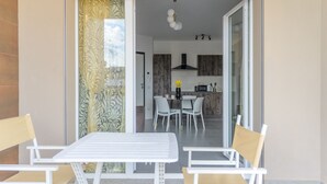 Familienapartment (2 Bedrooms) | Terrasse/Patio