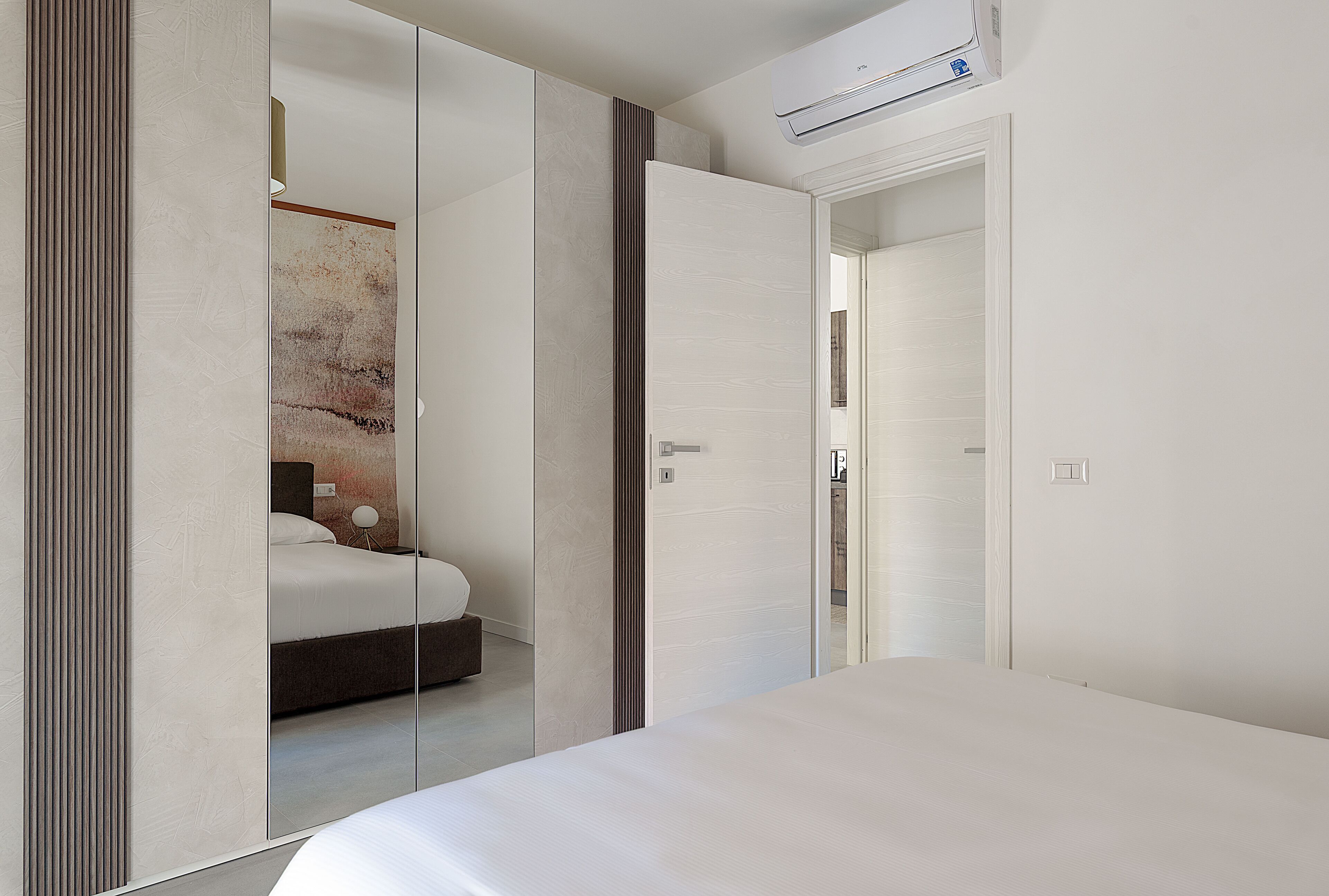 Classic Apartment (2 Bedrooms) | 2 bedrooms, iron/ironing board, cribs/infant beds, bed sheets