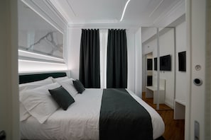 Habitación (1 Bedroom) | 1 dormitorio, cunas (de pago), ropa de cama