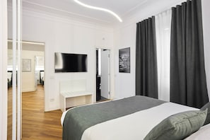 Room (1 Bedroom) | 1 bedroom, cots/infant beds, bed sheets - Domus Mariani - Robinie by Ghor (Rome)