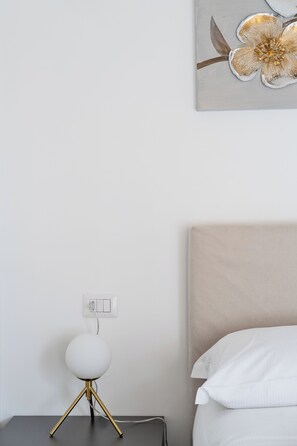1 Schlafzimmer, Babybetten, Bettwäsche