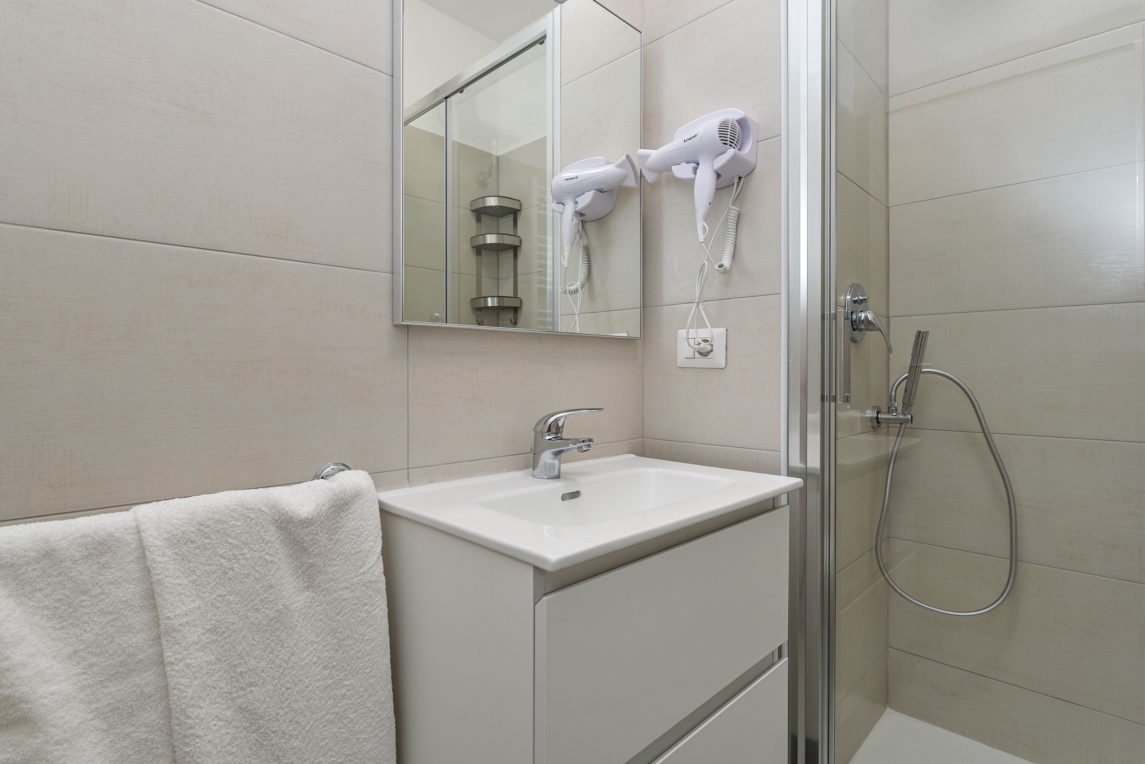Shower, bidet