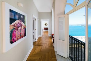 Interior - Duomo Sea View Suite by Ortigia Apartments (Syracuse)