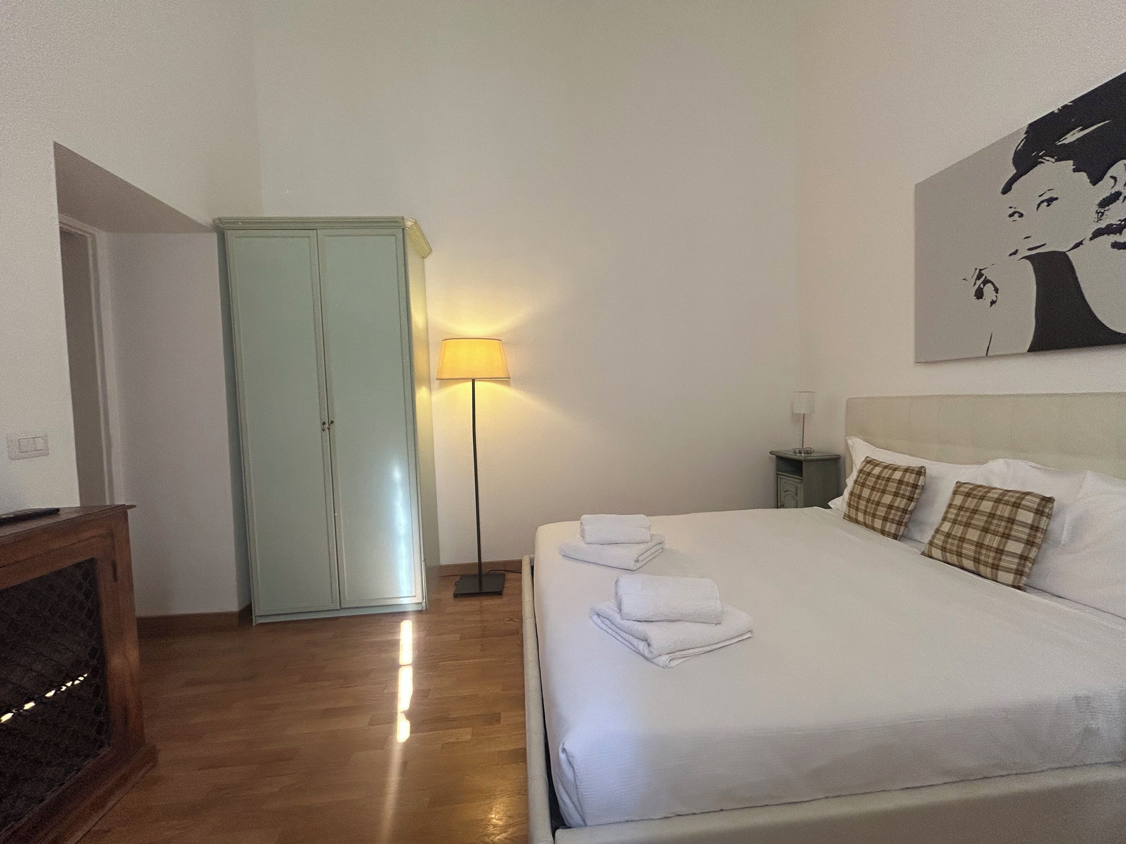 Apartment (2 Bedrooms) | 2 bedrooms, cribs (surcharge), bed sheets