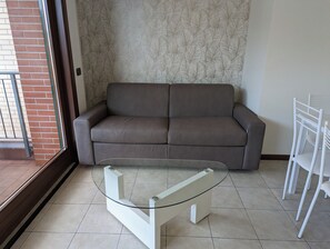 公寓, 山景 | 高級寢具、羽絨被、熨斗/熨衣板、搖籃/嬰兒床