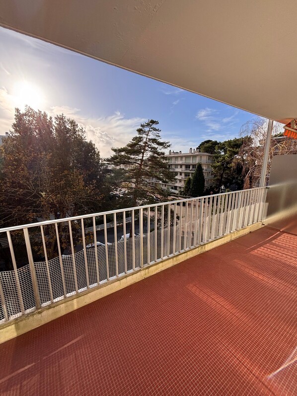 Property grounds - Ti Hou – 1-Bedroom Apartment 600 m from the Beach – Lajarrige (LA BAULE ESCOUBLAC)