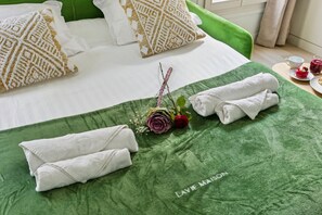 1 bedroom, iron/ironing board, travel cot, WiFi - Lavie Maison : Studio Close to Montmartre (Paris)