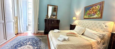 Bügeleisen/Bügelbrett, kostenloses WLAN