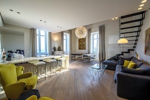 Smart TV - Lucea Sea Terrace by Ortigiapartments (Syracuse)