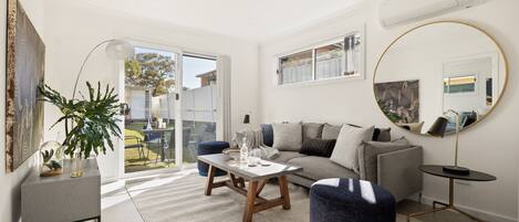 Apartment | Living area