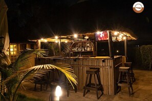 Bar (en la propiedad)