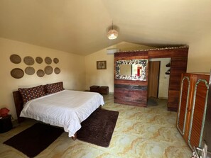 Habitación familiar, balcón