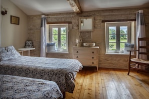 Iron/ironing board, WiFi - Holiday Home 'La Longère Suzanne' with Shared Pool, Shared Terrace and Wi-Fi (Fontenet)