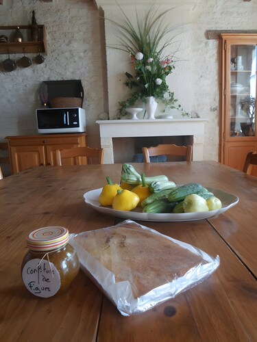 Holiday Home “La Longère Claudine” with Shared Pool, Terrace & Wi-Fi