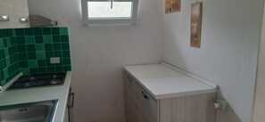 Private kitchen - Vacation home 200 mt from the sea in sardinia (Tertenia)