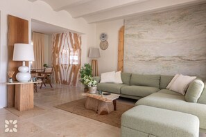 TV - Villa ONA MAR by Abahana Villas (Teulada)