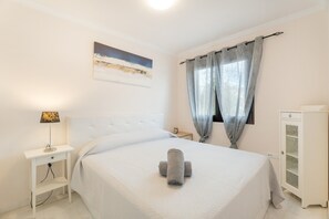 4 Schlafzimmer, Bügeleisen/Bügelbrett, WLAN, Bettwäsche