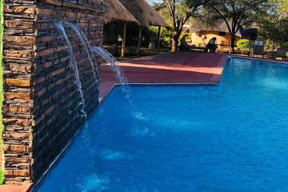 Nkanga Hotel