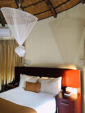 Standard Room, Garden View | Desk, laptop workspace, iron/ironing board, free WiFi - Nkanga Hotel (Kasane)