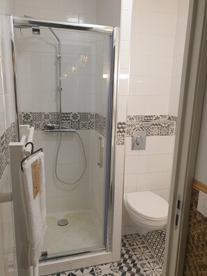 Hair dryer, towels - 3 Bedroom unit in front of Le Bourget airport (Le Blanc-Mesnil)