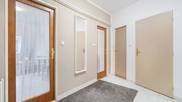 Family Room | Free WiFi