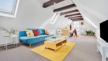 Premier Apartment | Living area