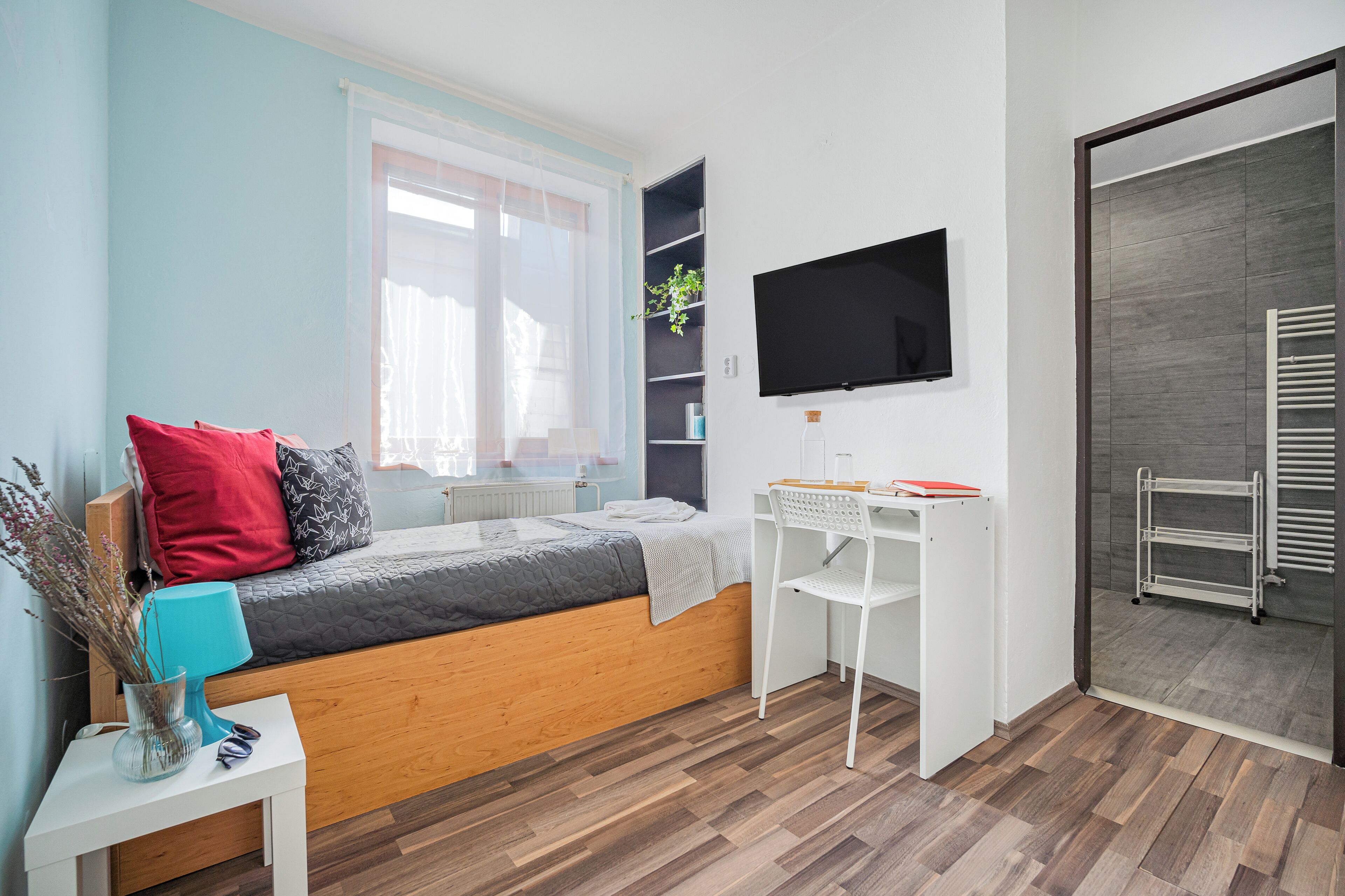 Classic Single Room | Free WiFi