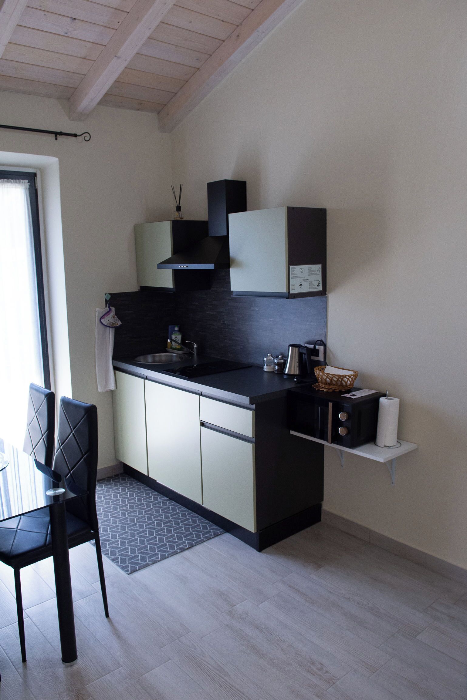 Appartement Confort, 2 chambres, balcon, vue montagne | Cuisine privée