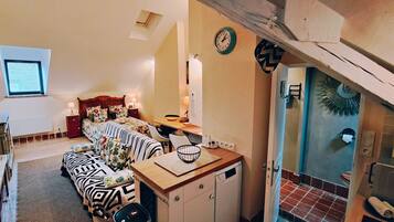 Fer et planche Ă repasser, Wi-Fi, draps fournis