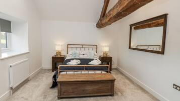 3 bedrooms, individually decorated, individually furnished, free WiFi