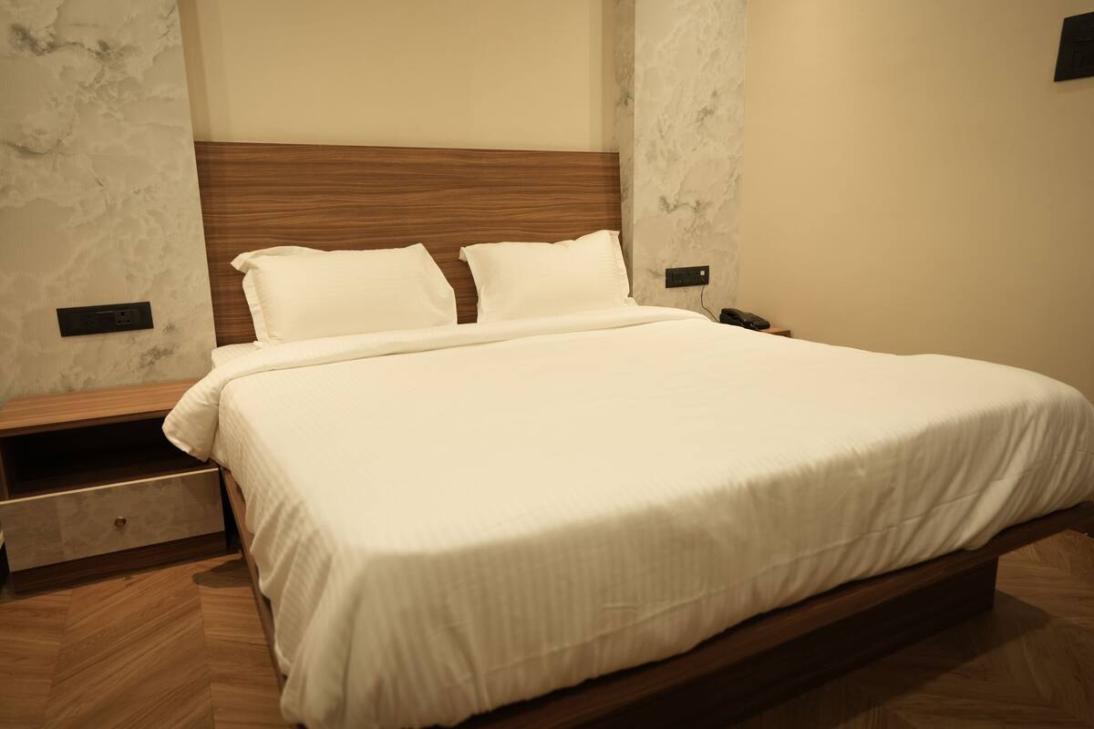 Deluxe Room | Free WiFi