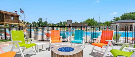 Alberca techada y alberca climatizada