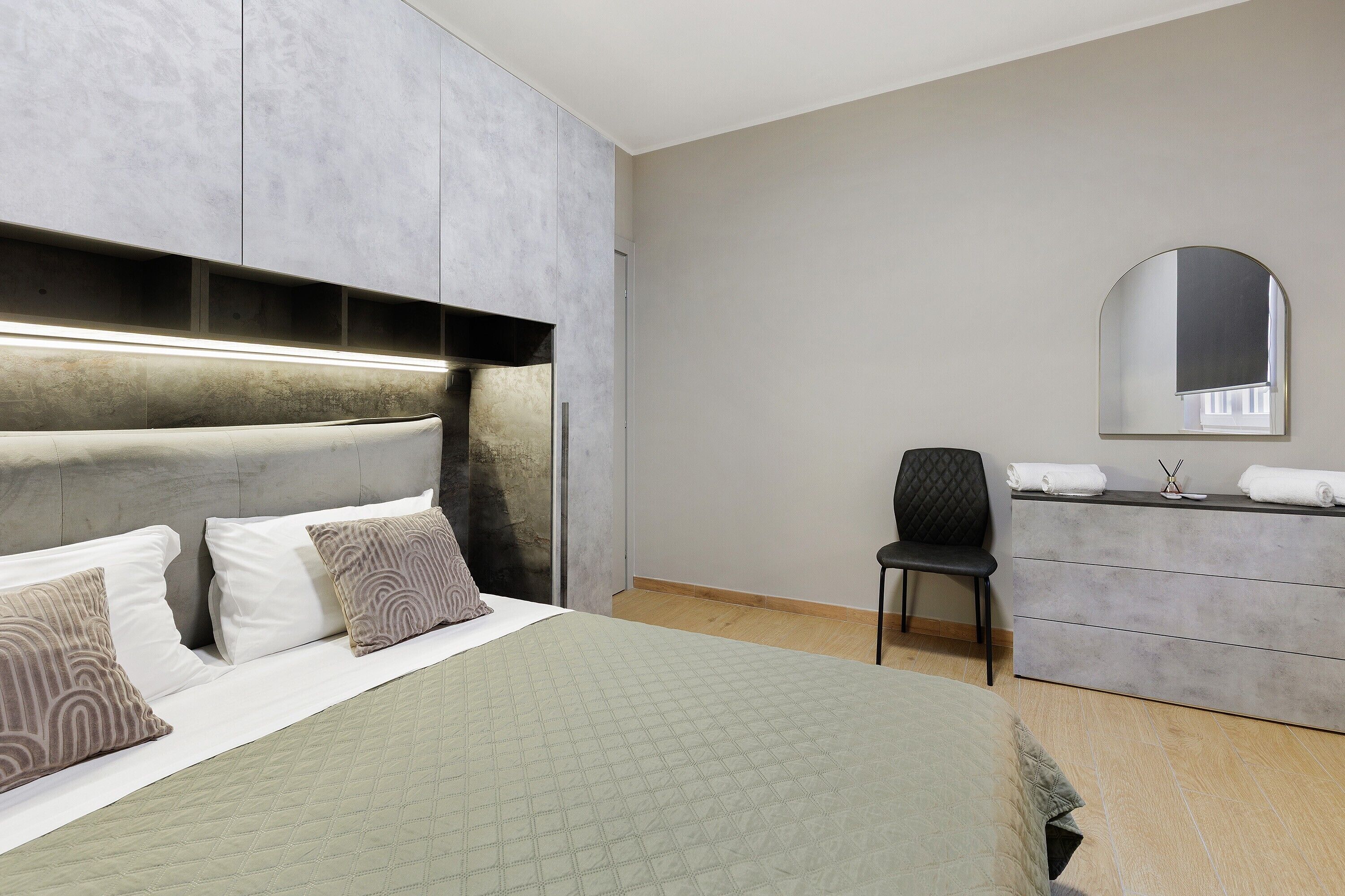 Bügeleisen/Bügelbrett, WLAN, Bettwäsche