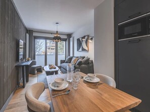 Dining - Mountain Apartment Near Vanoise Park (Peisey-Nancroix)
