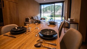 Dining - Mountain-view Eco-friendly Cottage (Marcoux)