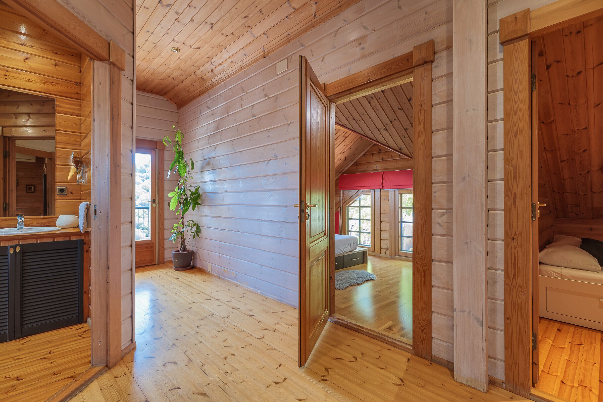 Strykejern/-brett, wi-fi og sengetøy