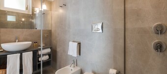 Luxury villa with pool - DiCasaInSicilia