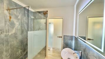 Villa Deluxe, vue jardin | Salle de bain