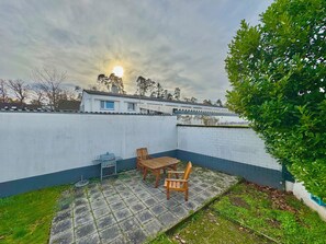 Terrace/patio - Modern Villa in Heusenstamm (Heusenstamm)