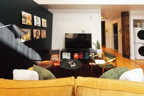 1 bedroom, Internet - Loft 308 The William Views Over Carrigan s (Birmingham)