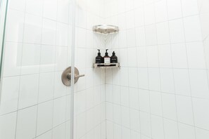Huis | 1 slaapkamer, een bureau, snel internet