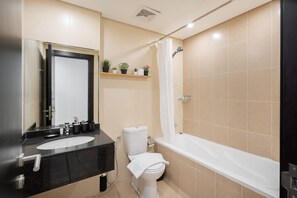 House - Stayshort - Serene 2-bedroom With Relaxing Balcony Atmosphere in Liwan (Dubai)