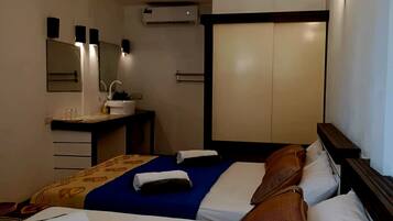 Strygejern/strygebræt, Wi-Fi, sengetøj