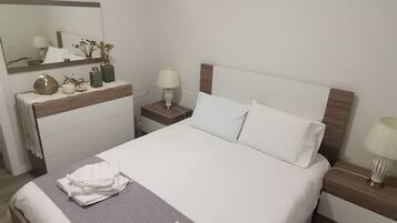 Strykejern/-brett, wi-fi og sengetøy