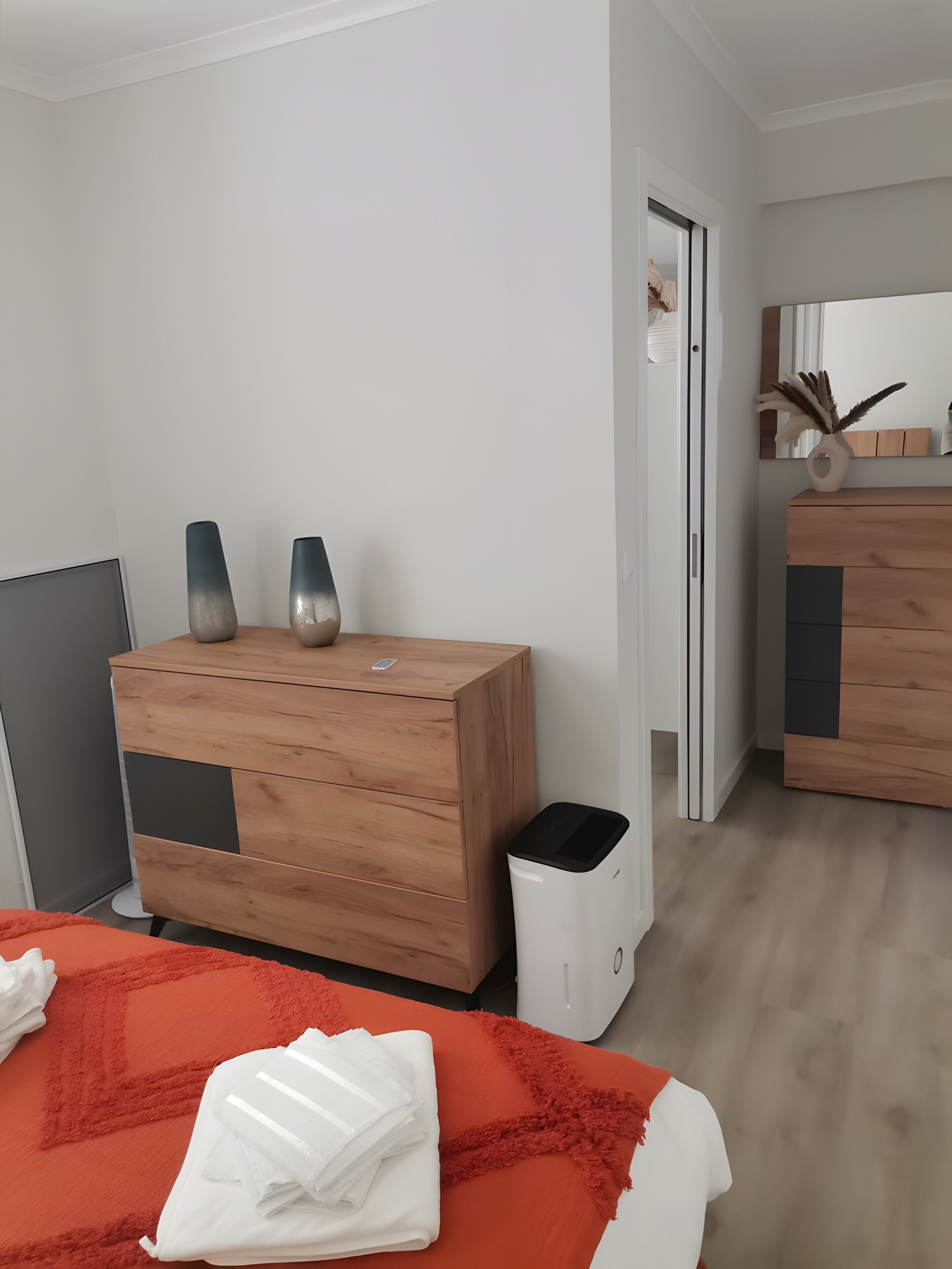 Strygejern/strygebræt, Wi-Fi, sengetøj