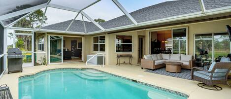 House (3 Bedrooms) | Front of property