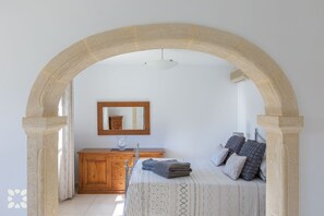 4 عدّة غرف نوم ومكواة/لوح كي وواي فاي مجانًا